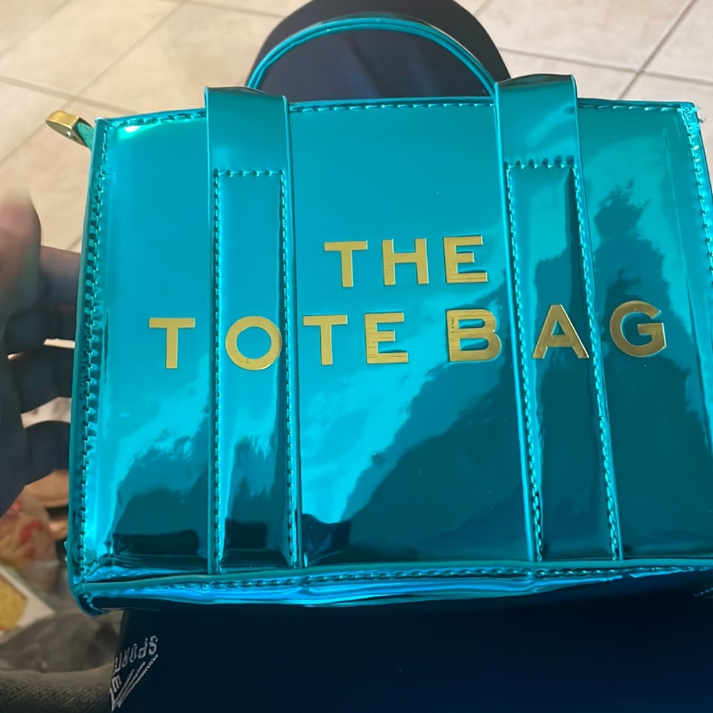Tote Bags , Very Nice And Brand New